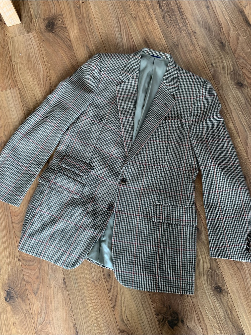 Classic Holt Renfrew Gray Houndstooth Coat 100% wool